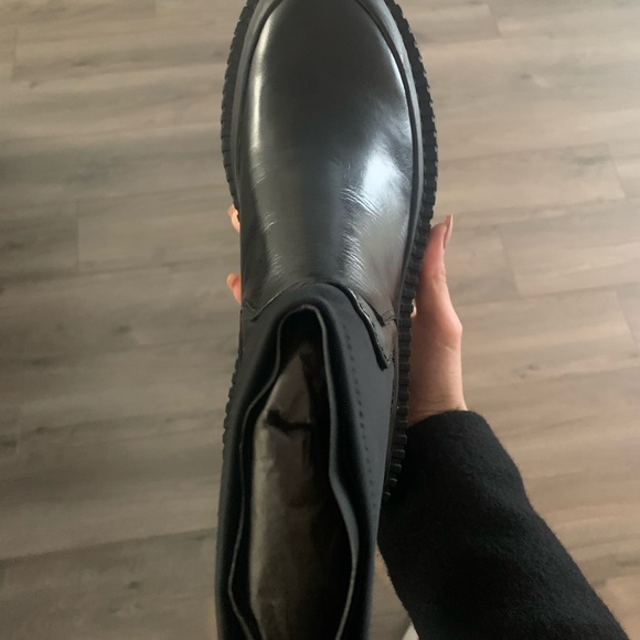 SOLD - Picture 8 of 8